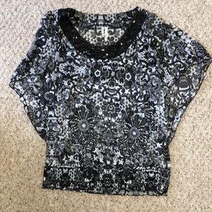 Short sleeve beaded neck top